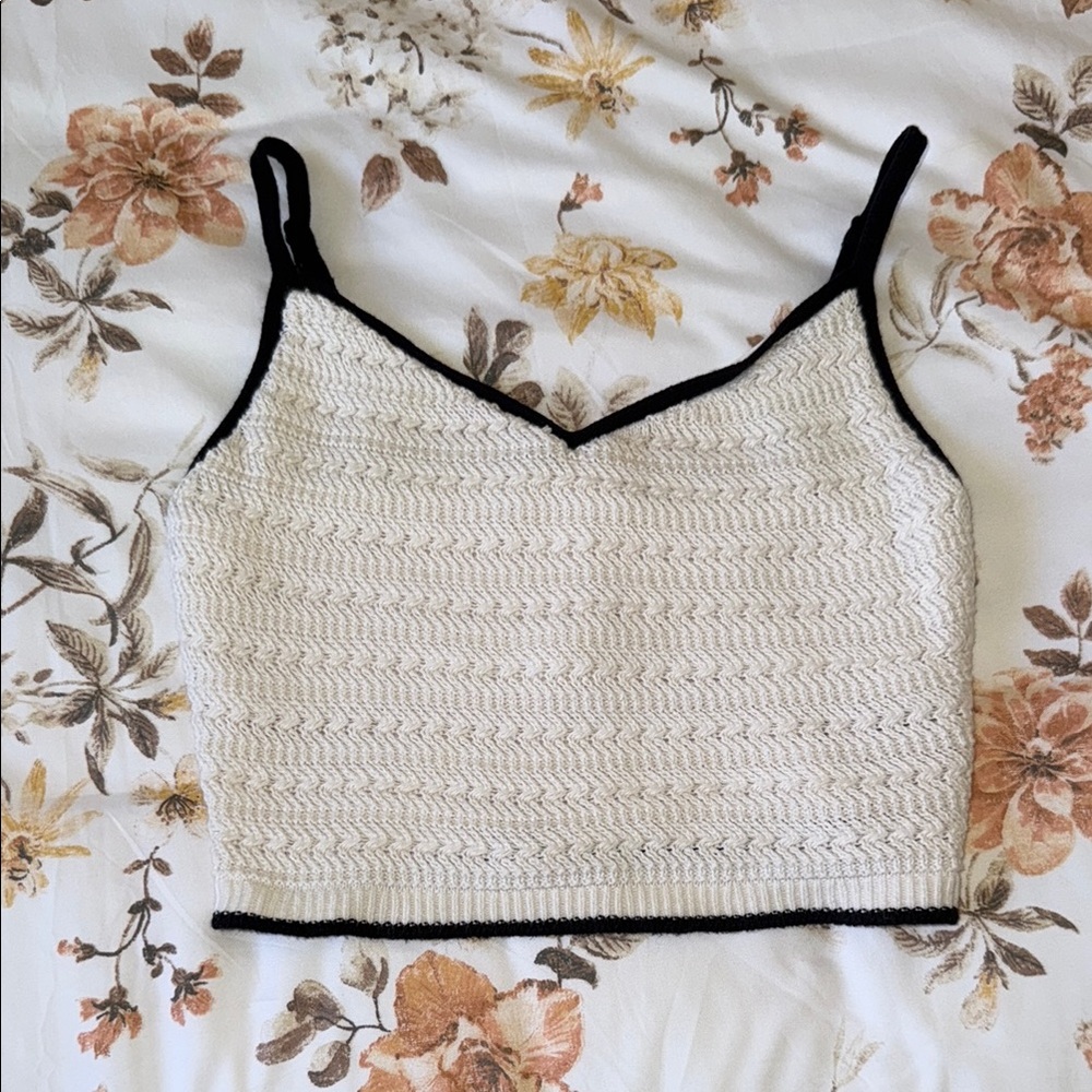Abercrombie & Fitch Cream Fitted Crop Cami Tank